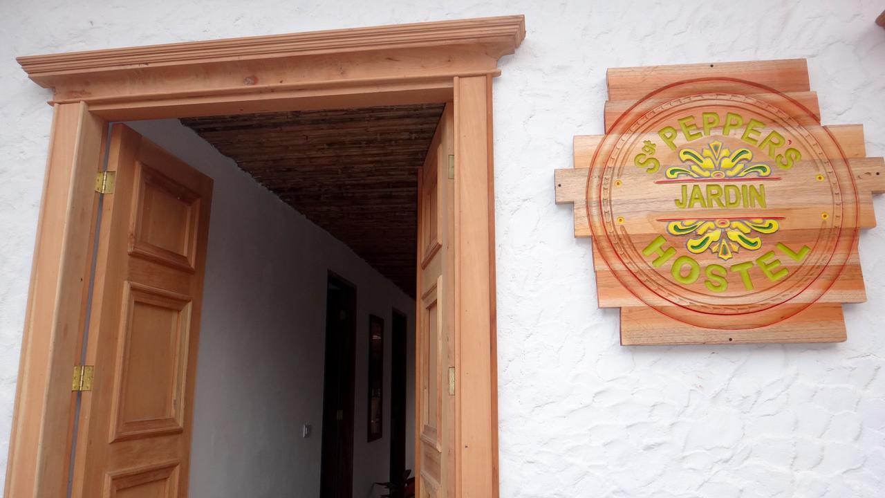 Sergeant Pepper'S Hostel ハルディン エクステリア 写真