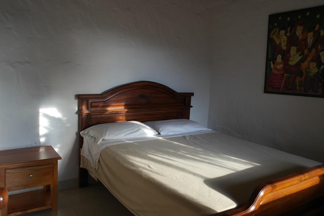 Sergeant Pepper'S Hostel ハルディン エクステリア 写真