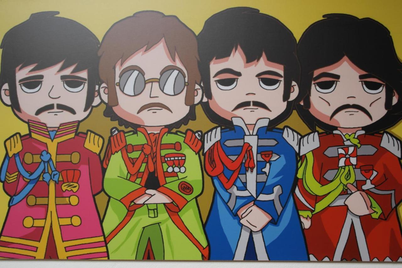 Sergeant Pepper'S Hostel ハルディン エクステリア 写真