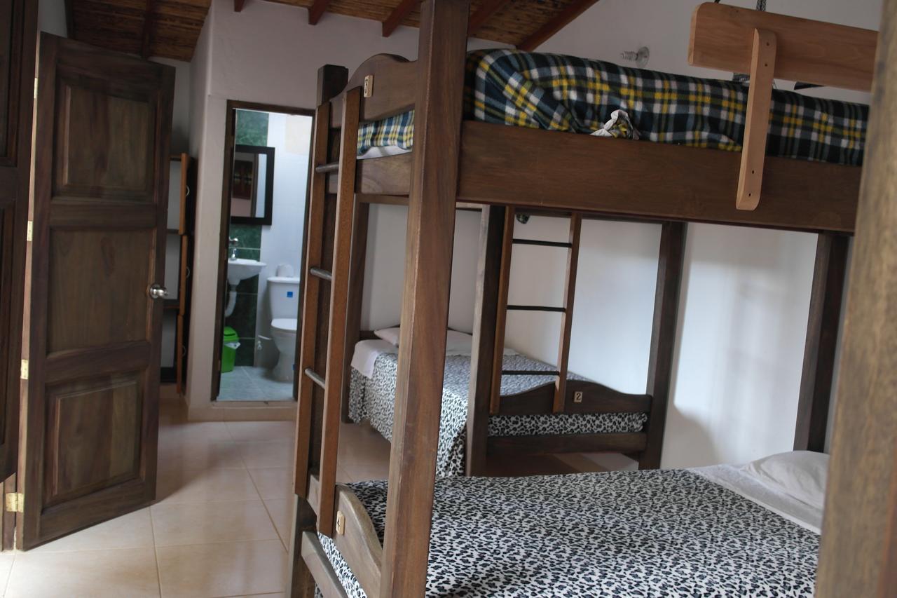 Sergeant Pepper'S Hostel ハルディン エクステリア 写真